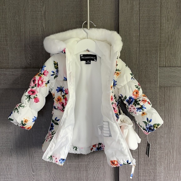 2/$60⭐️Rothschild floral coat and mitts set - Picture 10 of 13